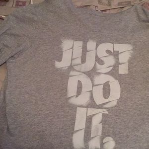 Nike t shirt